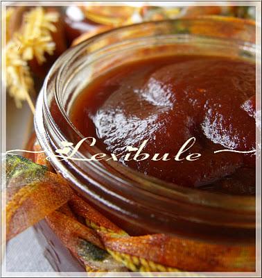 Beurre de pomme épicée à la mijoteuse Beurre de pomme épicée à la mijoteuse