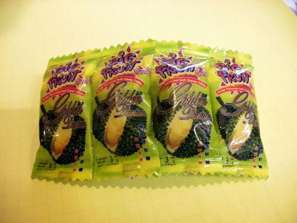 Les barrettes pour les grandes et les petites sont (enfin) en ligne zigouzis_barrette_bonbons_LRG.jpg