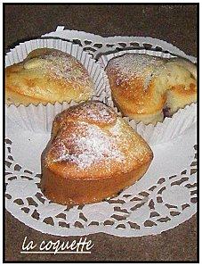 Petits moelleux aux fruits rouge et pépites de chocolat. IMGP8141