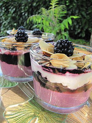 VERRINES CREMEUSES CHEVRE ET MURES SAUVAGES Vicq aout 2011 017