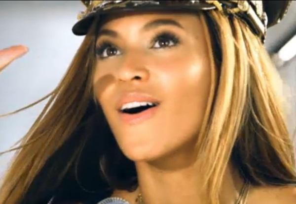 Beyoncé au top de la forme pour la vidéo de « Love On Top »