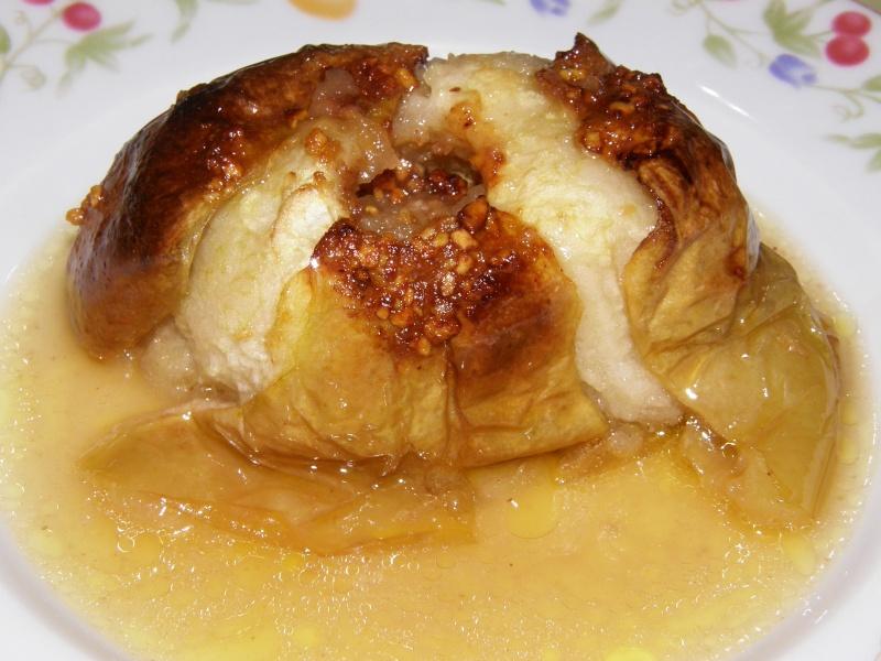 Pommes de reinette et pommes d'api... d'api, d'api rouge ... Pommes de reinette et pommes d'api... d'api, d'api rouge ...