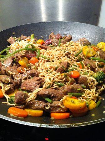 wok de boeuf et nouilles chinoises IMG_0410