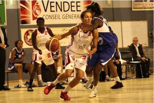 Ligue 2: La Journée 6 du 22/10/2011 Christelle-MOREL--La-Roche-.jpg