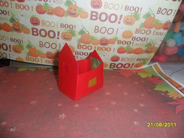 boo to the cottage! la chaumière de BOO!! boo to the cottage! la chaumière de BOO!!