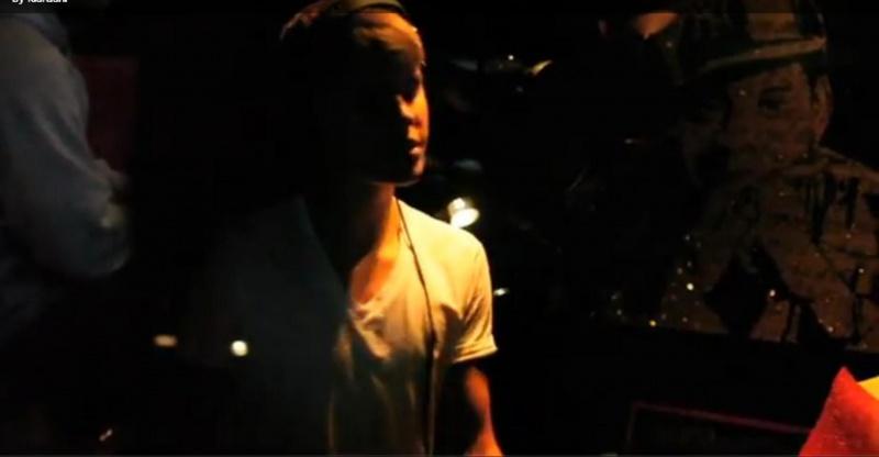 Justin Bieber : Après la tournée, il se remet au travail ! Hebergeur d'image