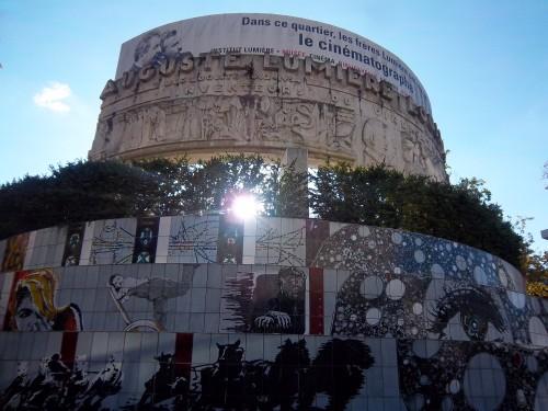 Monument lumière 100_2041.JPG