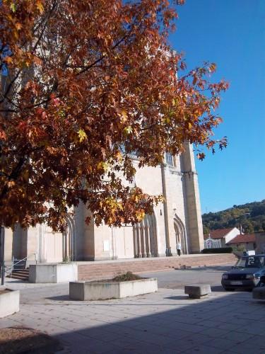 Nous avons aimé voir cet après-midi l'église de Rive-de-Gier 100_2049.JPG