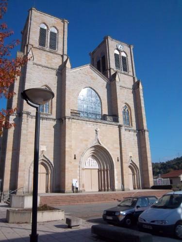 Nous avons aimé voir cet après-midi l'église de Rive-de-Gier 100_2048.JPG