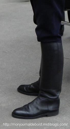 Photos du jour - Bottes Bottes de motard Police Nationale 02