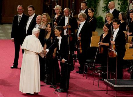Avant-goût du Paradis pour Benoît XVI: Kent Nagano a dirigé la neuvième symphonie de Bruckner au Vatican