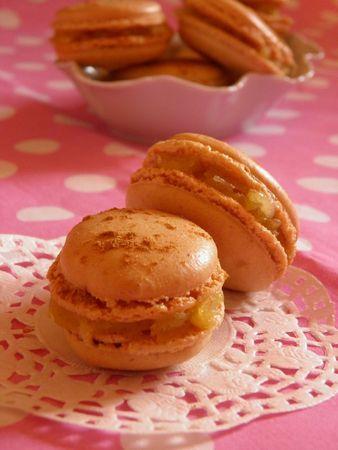 Macaron Pomme & Pain d'épices ♥ PA200013