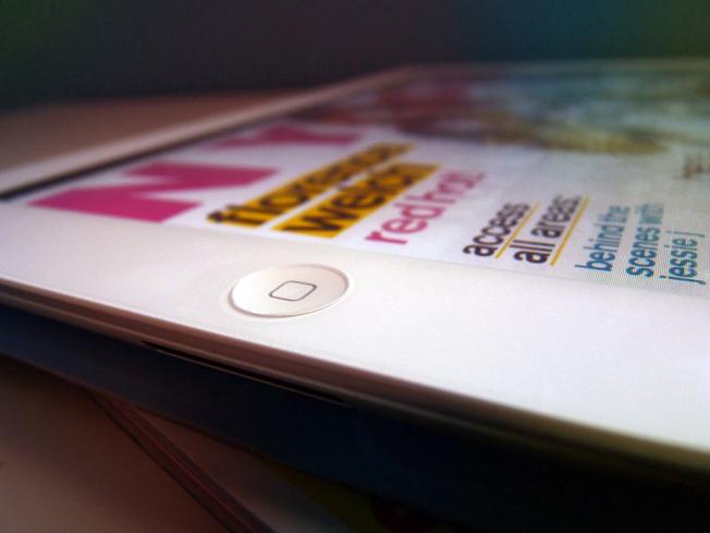 ipad-2-closeup ipad 2 closeup Apple et Samsung en compétition pour lacquisition des brevets stratégiques de RPO