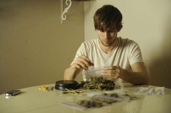 Chace Crawford J’ai testé : espionner la maison d’un dealer !