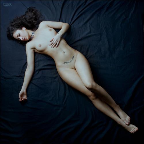 FUCKYEAHNAKEDGIRLS