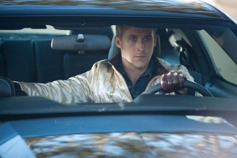 [Critique Ciné] DRIVE, un thriller taché de sang qui nous transporte en apesanteur