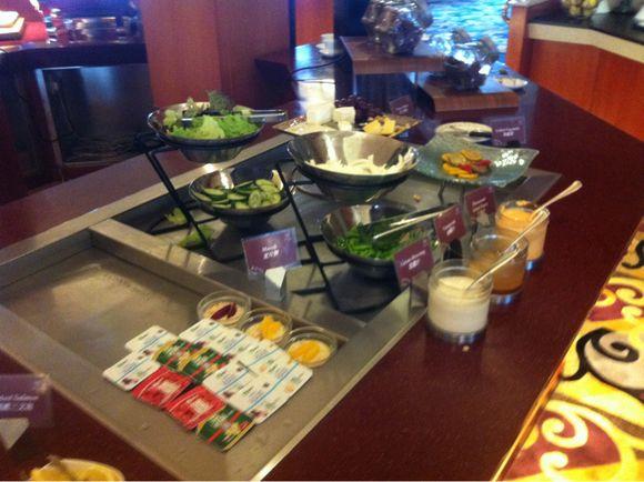 J'ai teste le club lounge au 27eme du Sheraton hongquiao J'ai teste le club lounge au 27eme du Sheraton hongquiao