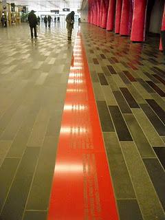 Sur la ligne rouge du palais des congrès Sur la ligne rouge du palais des congrès