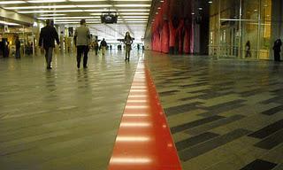 Sur la ligne rouge du palais des congrès Sur la ligne rouge du palais des congrès