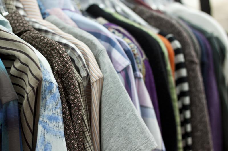 Twilight boys from Zooey Mag ! http://img233.imageshack.us/img233/8247/chemisemoche.jpg