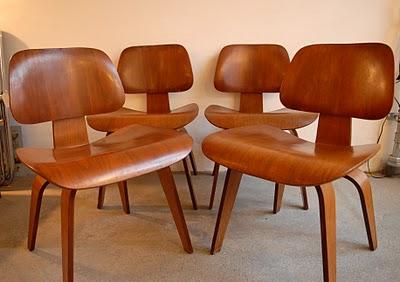 Suite de 4 assises DCW, R. & Ch. Eames