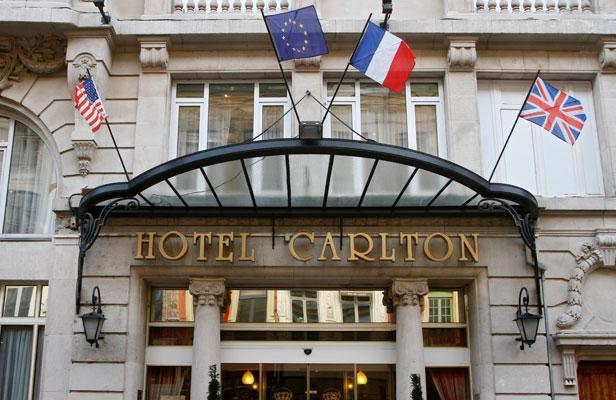 Lille, le 6 octobre 2011. L'hôtel de luxe Le Carlton dans le centre ville.