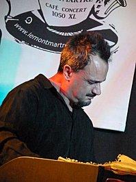 Maurizio Pugno Organ Trio feat. Mark DuFresne au Montmartre, Ixelles, le 5 novembre 2011 P1180381.JPG