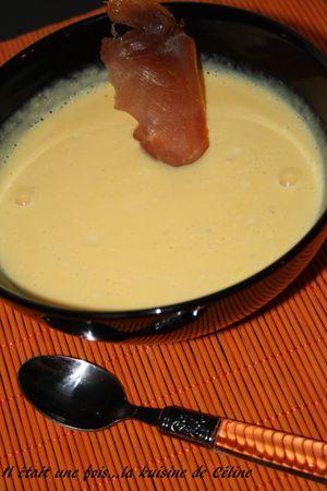 Soupe au potiron, philadelphia et chips de jambon fumé il_etait_une_fois
