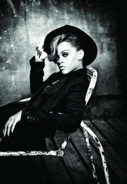 Rihanna : regardez ses photos promo pour son nouvel album