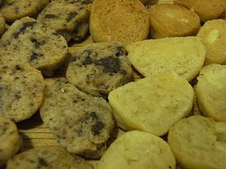 Biscuits: Shortbread au Miel, Chocolat ou Meringues