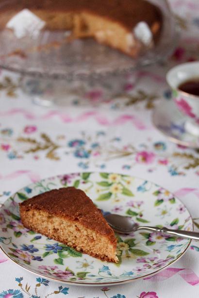 Gâteau au Cointreau et orange confite Gâteau au Cointreau et orange confite