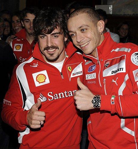 2011-01-66-Rossi-et-Alonso-Vroom-2011-big_rossi_ducati_05.jpg