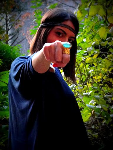 Look at the (arty) ring ! Look at the (arty) ring !