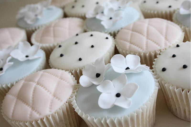 Des cupcakes? Oui, je le veux! Des cupcakes? Oui, je le veux!