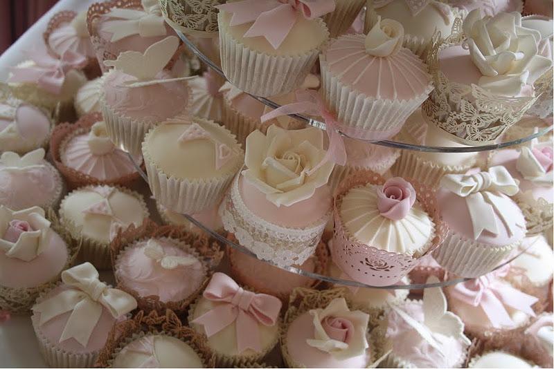 Des cupcakes? Oui, je le veux! Des cupcakes? Oui, je le veux!