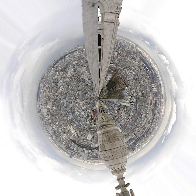 Au bout du monde, il y a un autre monde... Au bout du monde, il y a un autre monde...