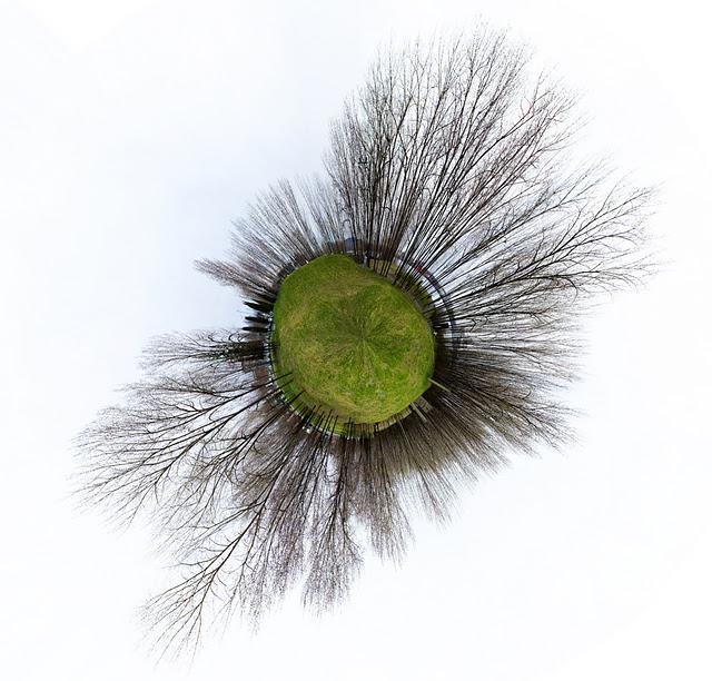 Au bout du monde, il y a un autre monde... Au bout du monde, il y a un autre monde...