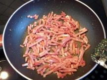 P1120203 (Medium) CANAPES CROUSTILLANTS AUX CEPES