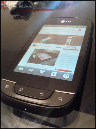 Téléphone Intelligent LG Optimus Net