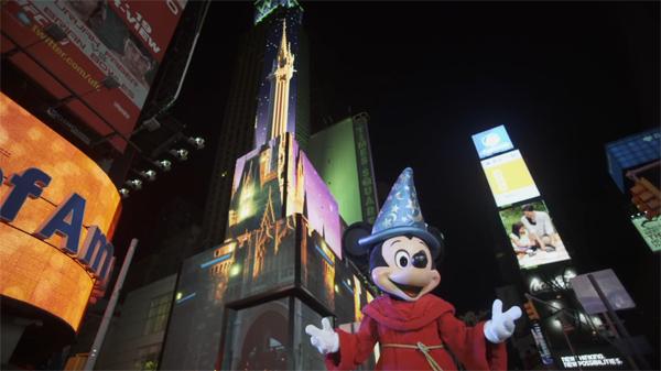 waltdisney3 Les héros Disney sinvitent à Times Square
