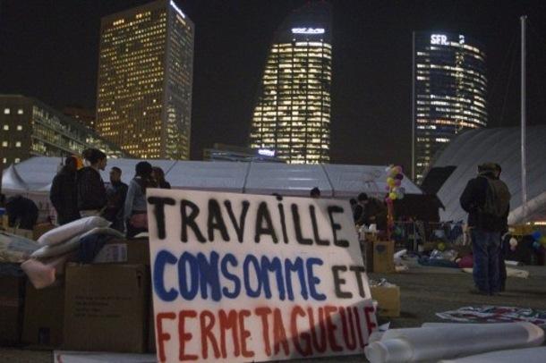 France: Un premier bilan de l’occupation de La Défense France: Un premier bilan de l’occupation de La Défense