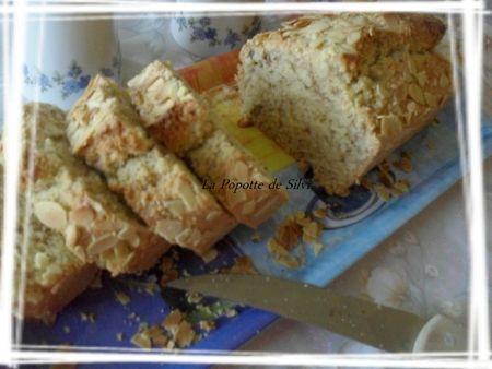 Cake aux Amandes et aux Noix SAM_9254