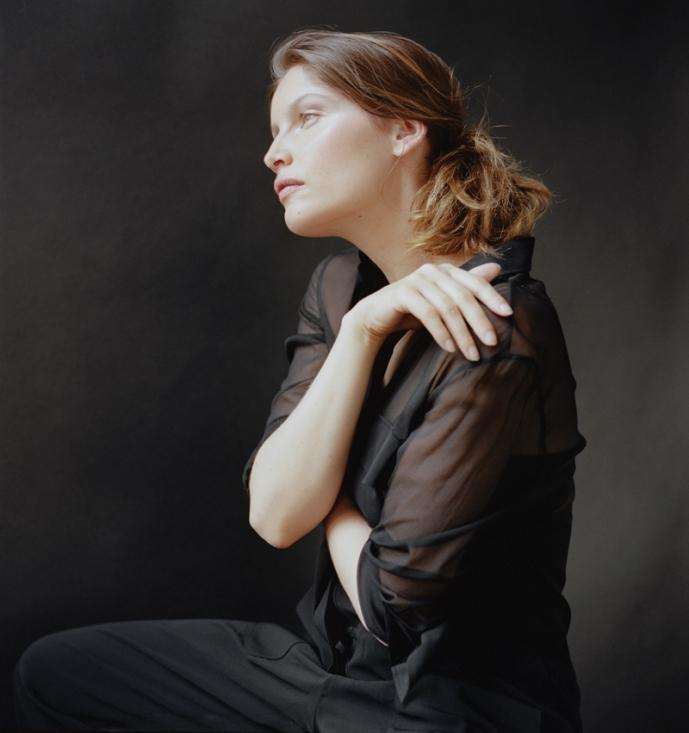 Laetitia Casta par Jody Rogac pour The Lab Automne 2011 photo Laetitia Casta par Jody Rogac pour The Lab Automne 2011 3