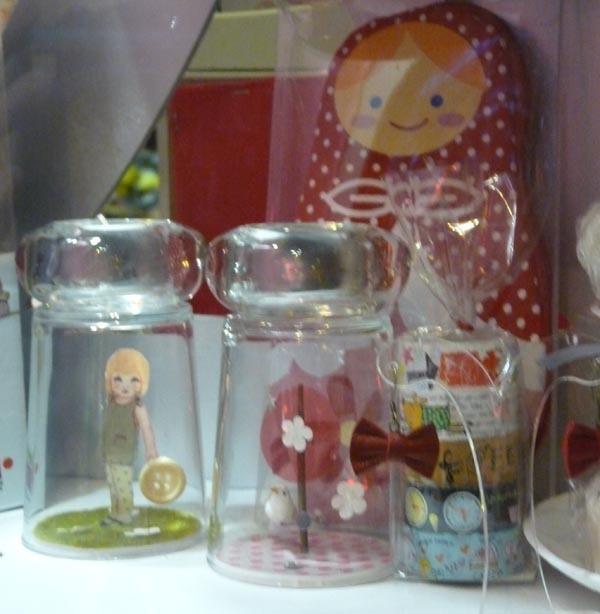 Noël_2011_Zigouzis_cadeaux_originaux_enfants_adultes Vitrine_Zigouzis_Noel_2011_6.jpg