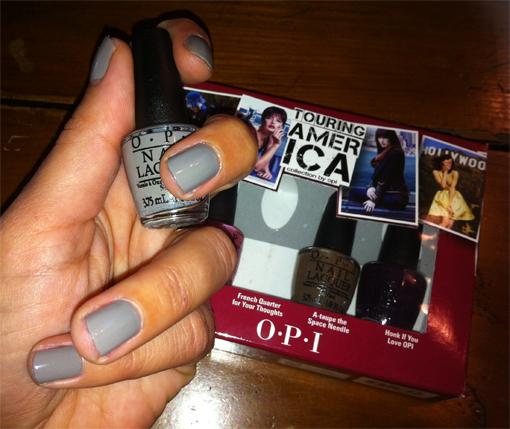 French Quarter for Your Thoughts : le gris de OPI - PouletteBlog French Quarter for Your Thoughts : le gris de OPI