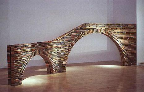 La forme d’une bibliothèque pont-custom.jpg
