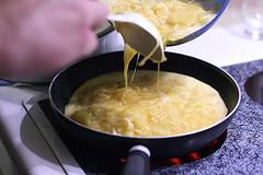 La Tortilla de patatas étape par étape & en images Première phase de cuisson