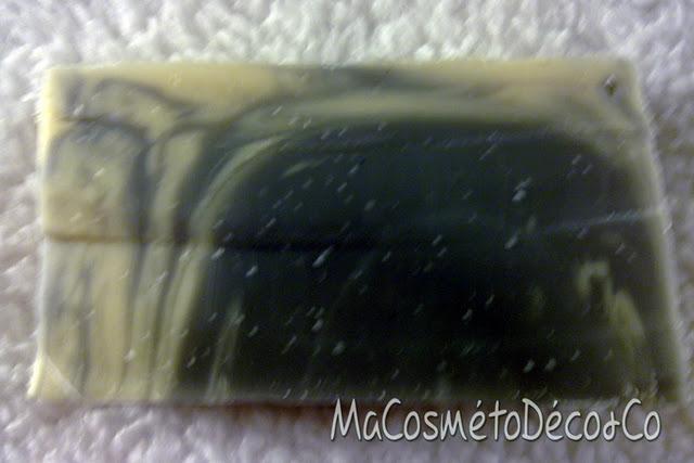 24h après l'atelier de Kafée... Découpe de mon savon