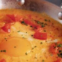 Oeufs cocotte à la tomate