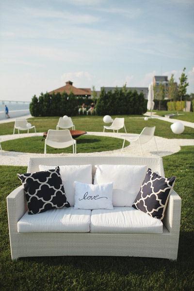 deco-mariage-coussin 20 photos de Decorations de mariage moderne